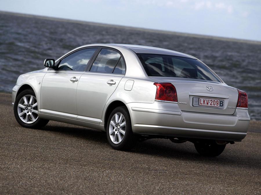  Toyota Avensis Sedan 2003 года  (фото 22 из 30)